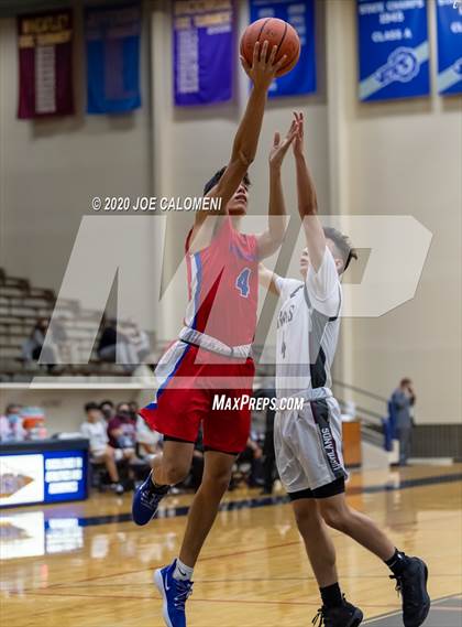 Thumbnail 3 in Highlands vs Jefferson photogallery.