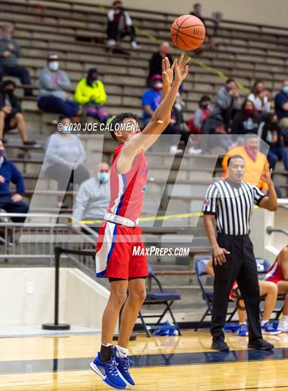 Thumbnail 3 in Highlands vs Jefferson photogallery.