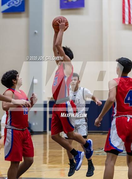 Thumbnail 2 in Highlands vs Jefferson photogallery.