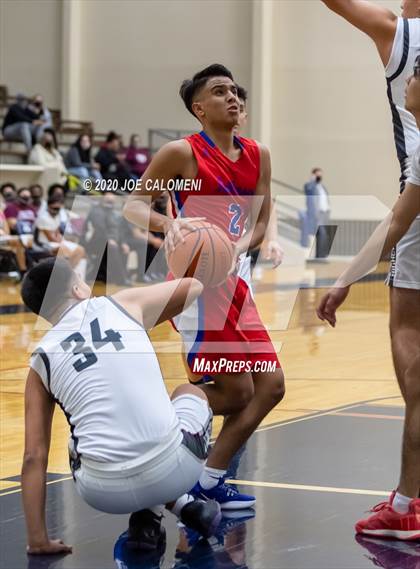 Thumbnail 2 in Highlands vs Jefferson photogallery.