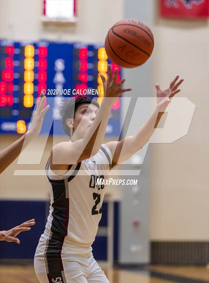 Thumbnail 2 in Highlands vs Jefferson photogallery.