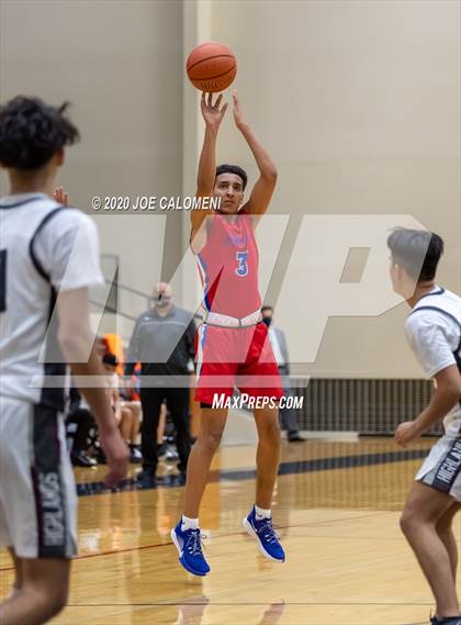 Thumbnail 3 in Highlands vs Jefferson photogallery.