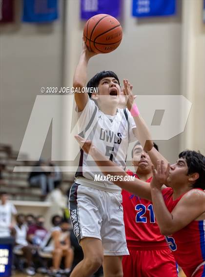 Thumbnail 3 in Highlands vs Jefferson photogallery.