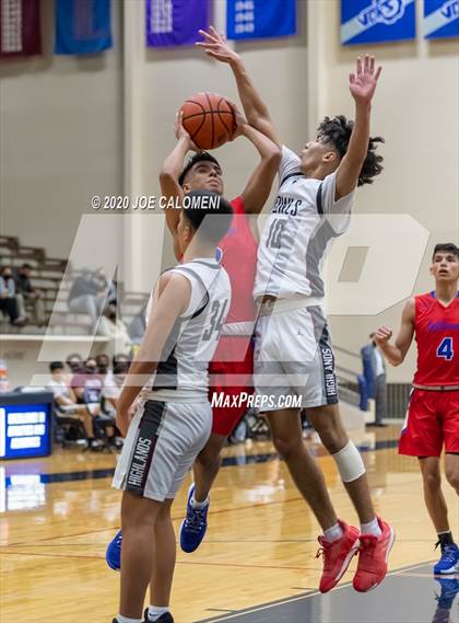 Thumbnail 3 in Highlands vs Jefferson photogallery.