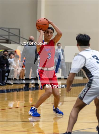 Thumbnail 3 in Highlands vs Jefferson photogallery.