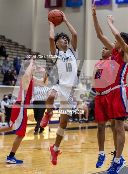 Thumbnail 2 in Highlands vs Jefferson photogallery.