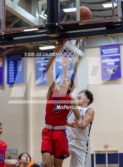 Thumbnail 3 in Highlands vs Jefferson photogallery.