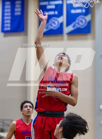 Thumbnail 1 in Highlands vs Jefferson photogallery.