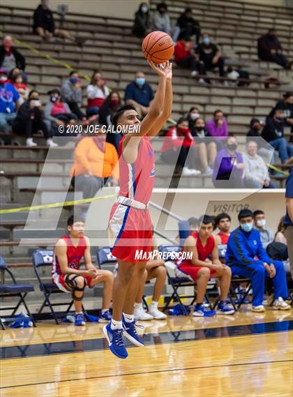 Thumbnail 1 in Highlands vs Jefferson photogallery.