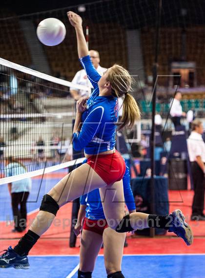 Thumbnail 2 in Cherry Creek vs. Fruita Monument (CHSAA 5A Pool 4) photogallery.