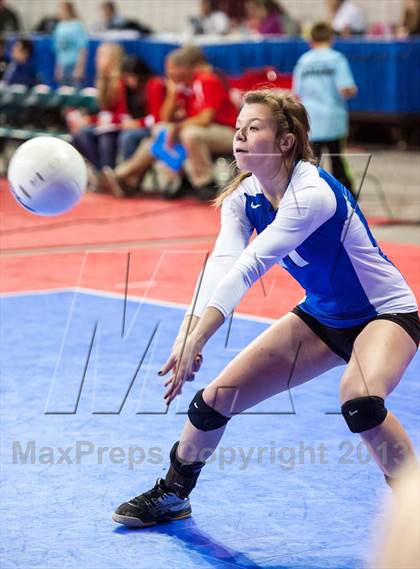 Thumbnail 1 in Cherry Creek vs. Fruita Monument (CHSAA 5A Pool 4) photogallery.