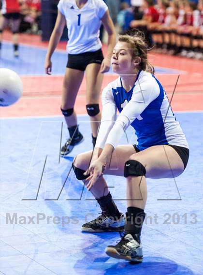 Thumbnail 2 in Cherry Creek vs. Fruita Monument (CHSAA 5A Pool 4) photogallery.