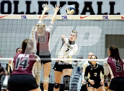 Thumbnail 2 in Crawford vs Iola (UIL 2A Final) photogallery.