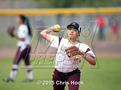 Thumbnail 3 in Nogales vs. Sabino (Tucson Badger Invitational) photogallery.