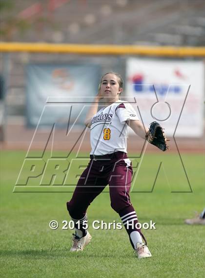 Thumbnail 3 in Nogales vs. Sabino (Tucson Badger Invitational) photogallery.