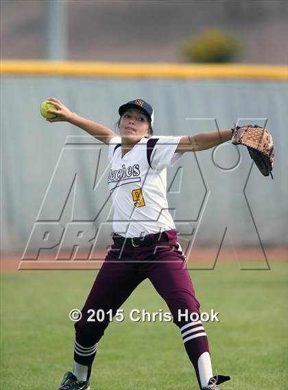 Thumbnail 1 in Nogales vs. Sabino (Tucson Badger Invitational) photogallery.