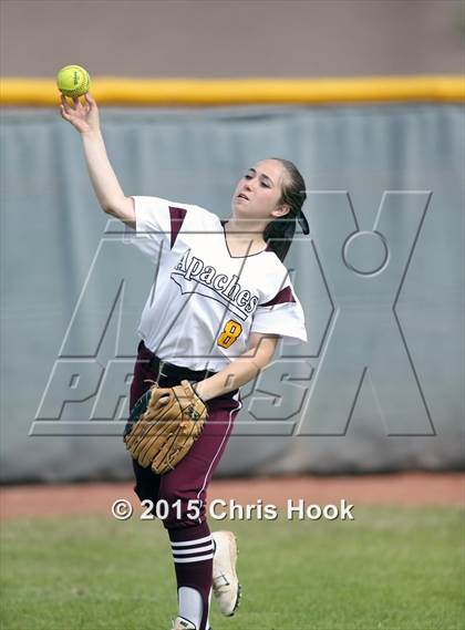 Thumbnail 1 in Nogales vs. Sabino (Tucson Badger Invitational) photogallery.