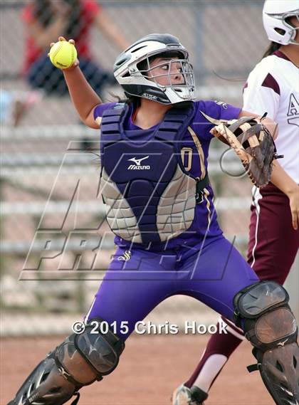 Thumbnail 1 in Nogales vs. Sabino (Tucson Badger Invitational) photogallery.