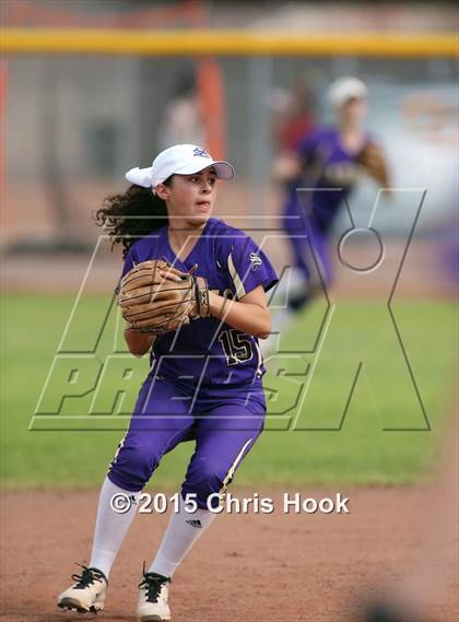 Thumbnail 3 in Nogales vs. Sabino (Tucson Badger Invitational) photogallery.