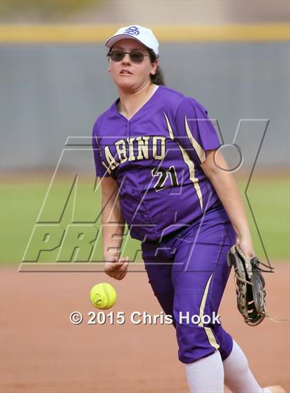 Thumbnail 1 in Nogales vs. Sabino (Tucson Badger Invitational) photogallery.