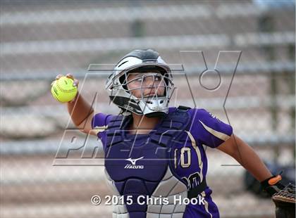 Thumbnail 1 in Nogales vs. Sabino (Tucson Badger Invitational) photogallery.