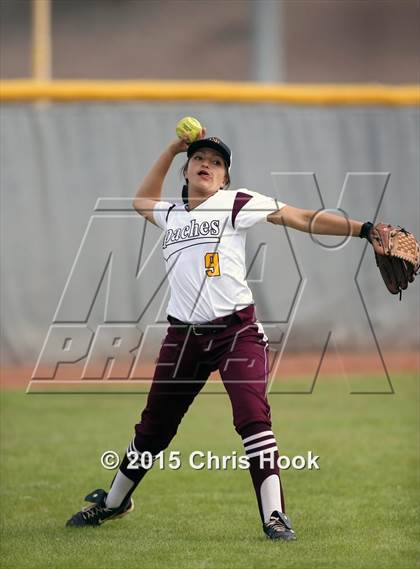 Thumbnail 3 in Nogales vs. Sabino (Tucson Badger Invitational) photogallery.