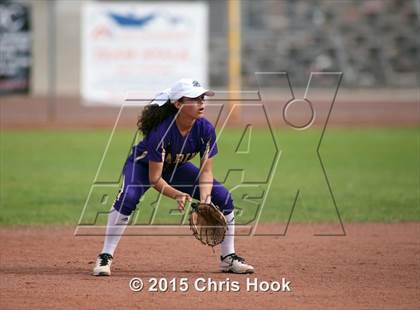 Thumbnail 1 in Nogales vs. Sabino (Tucson Badger Invitational) photogallery.