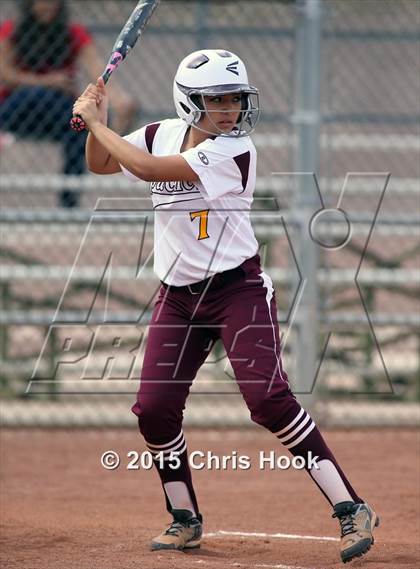 Thumbnail 2 in Nogales vs. Sabino (Tucson Badger Invitational) photogallery.