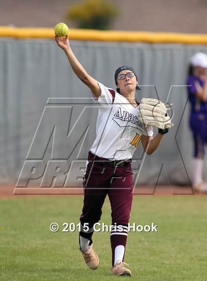 Thumbnail 2 in Nogales vs. Sabino (Tucson Badger Invitational) photogallery.