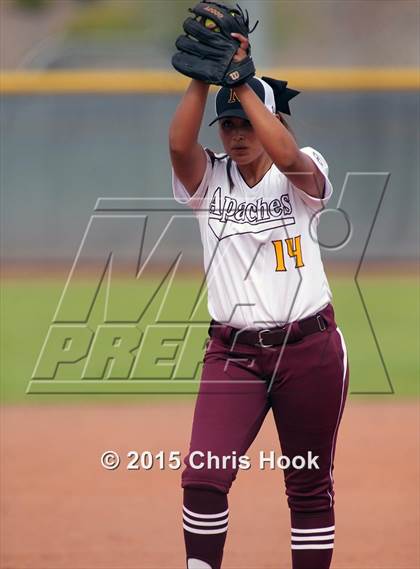 Thumbnail 3 in Nogales vs. Sabino (Tucson Badger Invitational) photogallery.
