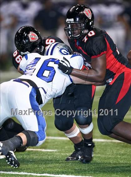 Thumbnail 1 in Georgetown vs. Harker Heights (Dave Campbell's Texas Football Classic) photogallery.