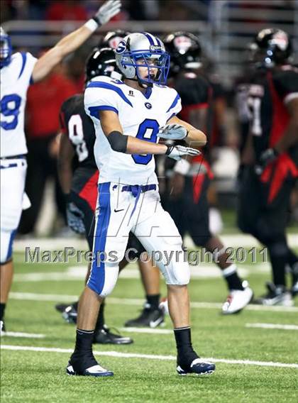 Thumbnail 3 in Georgetown vs. Harker Heights (Dave Campbell's Texas Football Classic) photogallery.