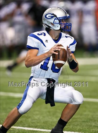 Thumbnail 2 in Georgetown vs. Harker Heights (Dave Campbell's Texas Football Classic) photogallery.
