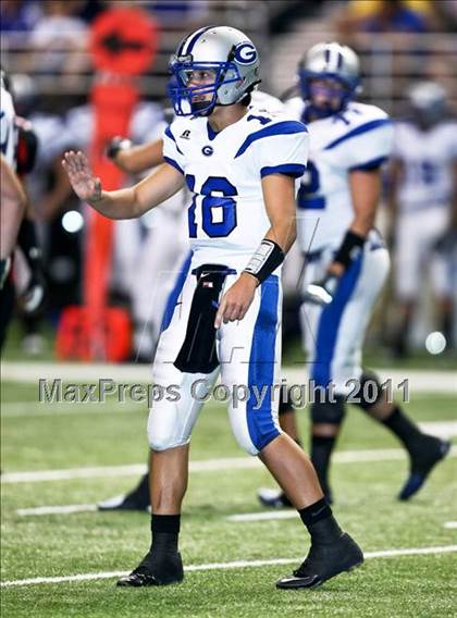 Thumbnail 2 in Georgetown vs. Harker Heights (Dave Campbell's Texas Football Classic) photogallery.