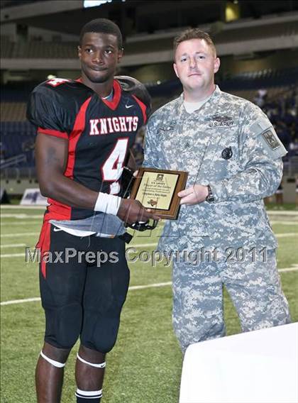 Thumbnail 2 in Georgetown vs. Harker Heights (Dave Campbell's Texas Football Classic) photogallery.