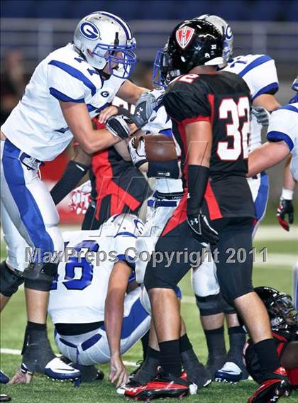 Thumbnail 2 in Georgetown vs. Harker Heights (Dave Campbell's Texas Football Classic) photogallery.