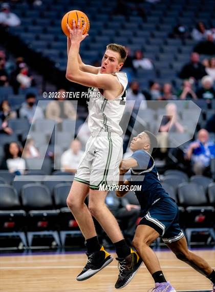 Thumbnail 2 in Venture Academy vs. Liberty Ranch (CIF SJS D4 Final) photogallery.