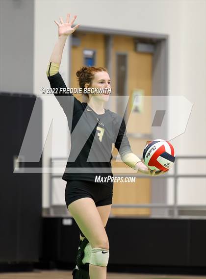Thumbnail 2 in Whitewright vs. Alba-Golden photogallery.
