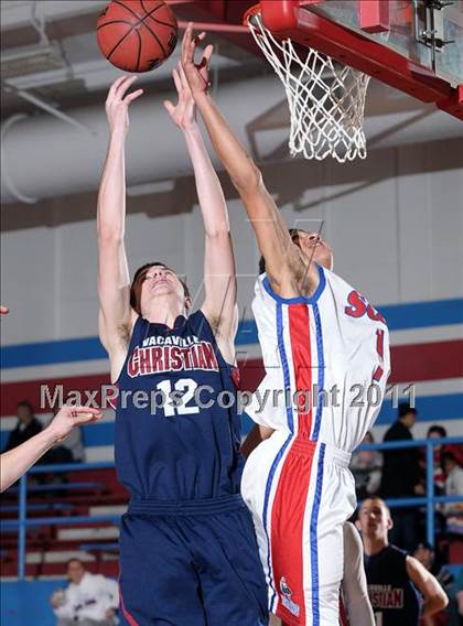 Thumbnail 2 in Vacaville Christian @ Highlands photogallery.