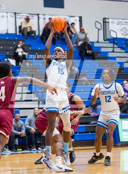 Thumbnail 2 in Cannon vs. Statesville (Phenom Lakesgiving) photogallery.