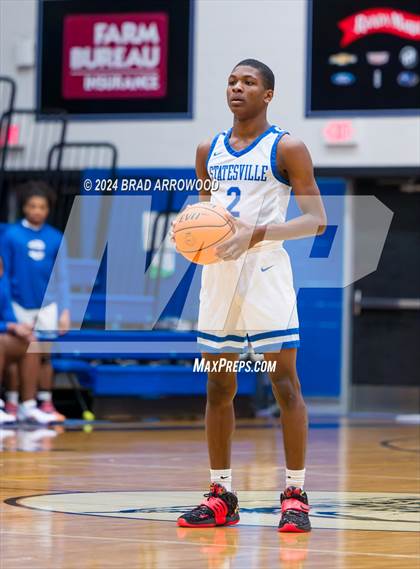 Thumbnail 3 in Cannon vs. Statesville (Phenom Lakesgiving) photogallery.