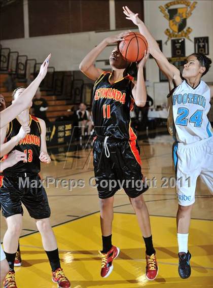 Thumbnail 3 in Foothill vs Etiwanda (OC Championships) photogallery.