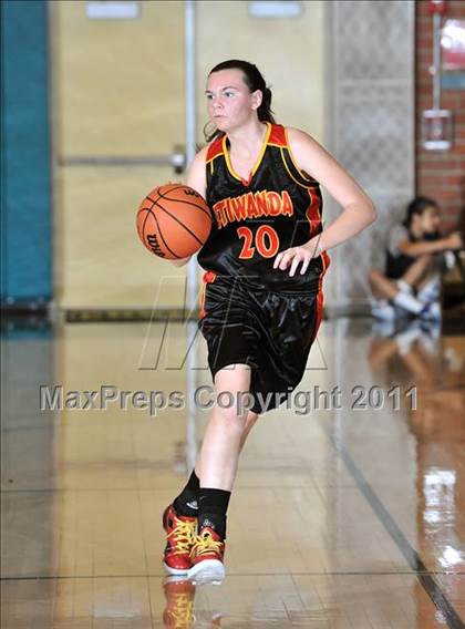 Thumbnail 3 in Foothill vs Etiwanda (OC Championships) photogallery.