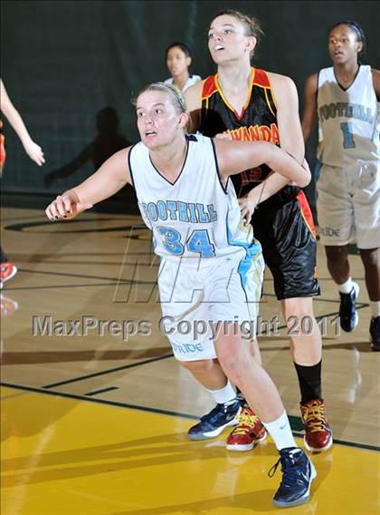 Thumbnail 3 in Foothill vs Etiwanda (OC Championships) photogallery.