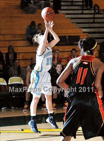 Thumbnail 1 in Foothill vs Etiwanda (OC Championships) photogallery.