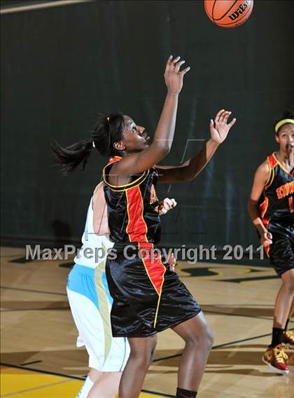 Thumbnail 3 in Foothill vs Etiwanda (OC Championships) photogallery.