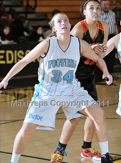 Thumbnail 1 in Foothill vs Etiwanda (OC Championships) photogallery.