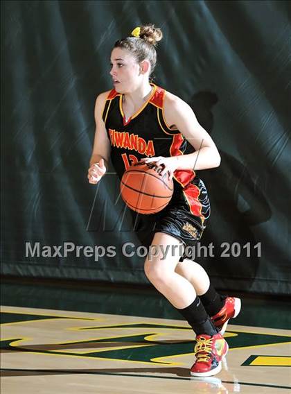 Thumbnail 3 in Foothill vs Etiwanda (OC Championships) photogallery.