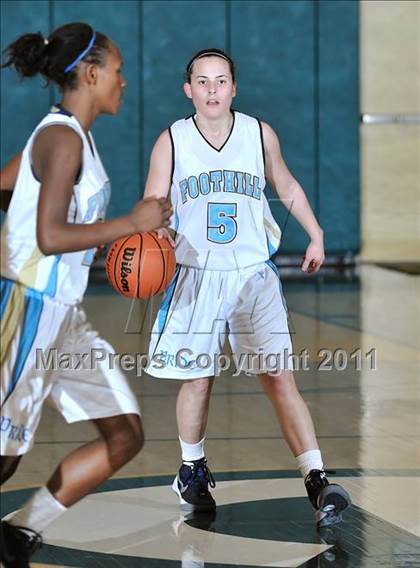 Thumbnail 2 in Foothill vs Etiwanda (OC Championships) photogallery.
