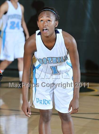 Thumbnail 2 in Foothill vs Etiwanda (OC Championships) photogallery.